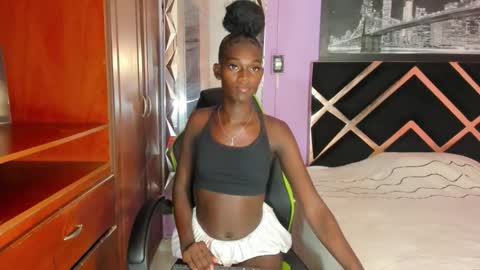 kimberly_ebonny live stream