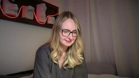 kira_dea_ stream preview