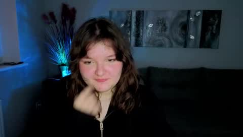 kira_icaula live stream