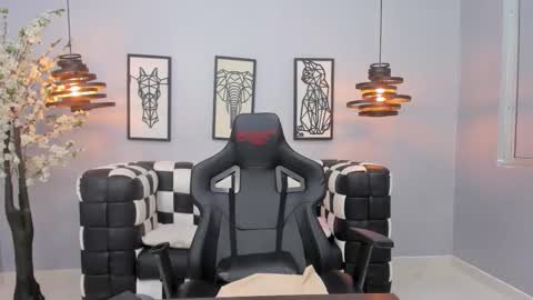 kira_naughtty stream preview