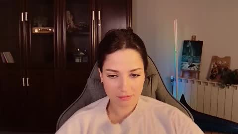 kiravair live stream