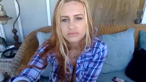 koyoteej stream preview