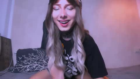 kristinaholland live stream