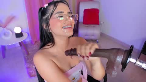 laana_foxx live stream