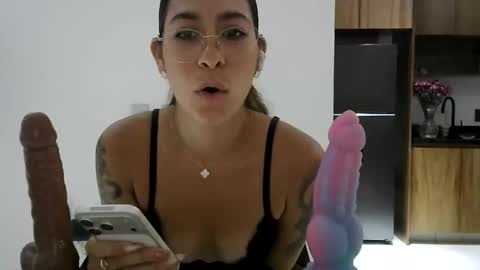latina_sasha stream preview