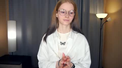 leolakorner stream preview