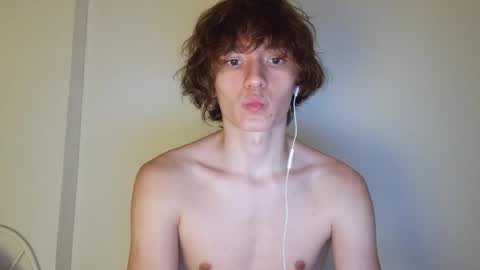 leon_heart666 stream preview