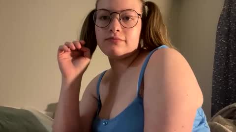 lilaccandy stream preview