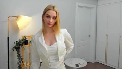 lili_miu stream preview