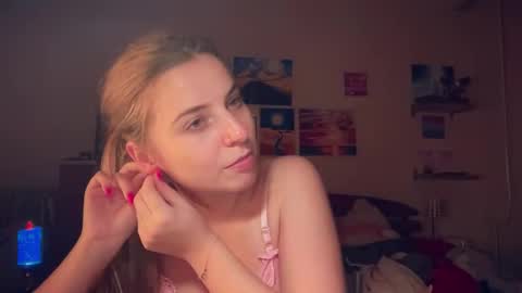 lily_smily stream preview