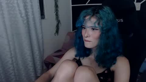 littlenami_ stream preview