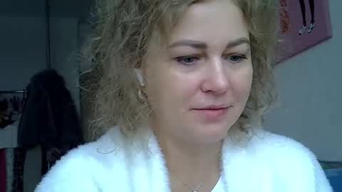 lizy_frau stream preview