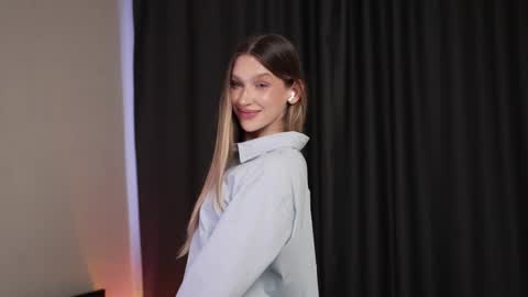 lonely_paradisee stream preview