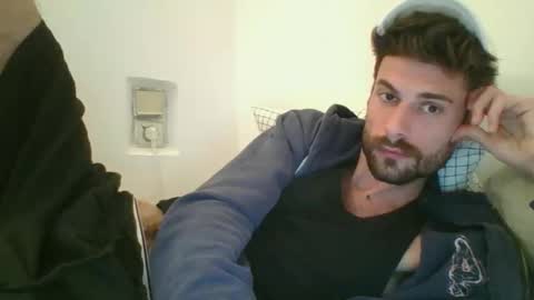 lucasscot97 live stream