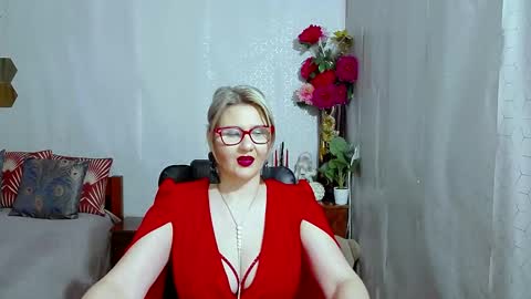 lucillefenlys stream preview