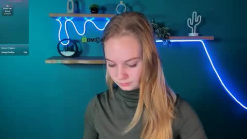 lucy_moon__ stream preview