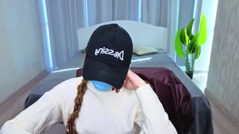 lukeriamoon live stream