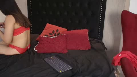 luna_and_titan live stream