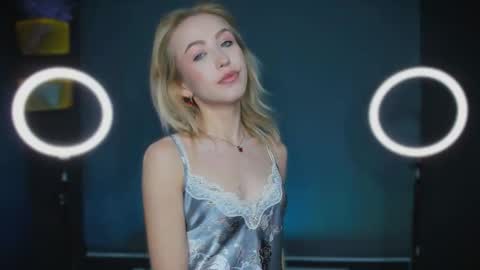 luna_helles stream preview