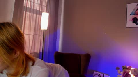 luna_ris stream preview