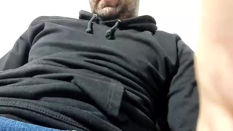 macelaruldeiduri live stream