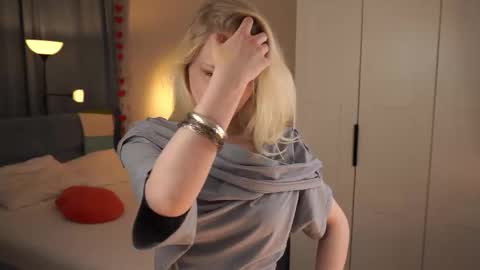 maryjanetsuji stream preview