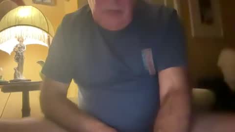 maturehairyrealman live stream