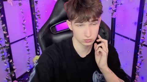 maxwellchiik stream preview