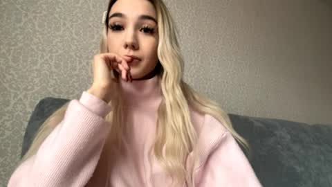 maybellauletta stream preview