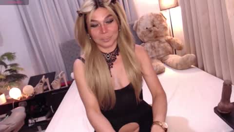 mayrose_fox stream preview