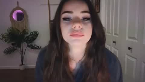 meadow_lea stream preview