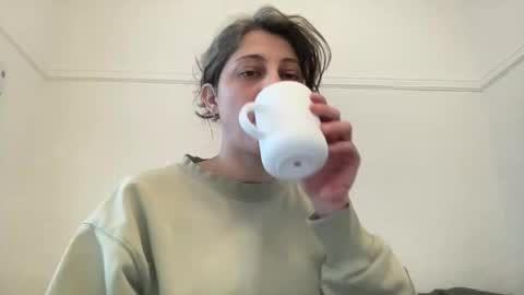 meena0220 stream preview