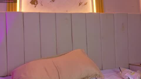 megan_browns1 stream preview