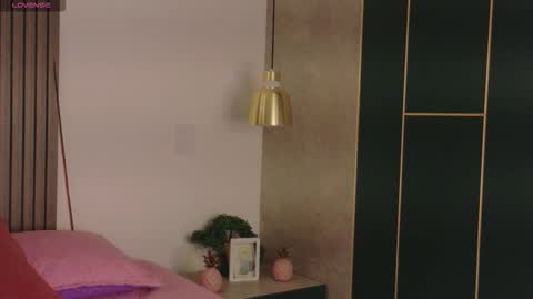 meganmonroee_ live stream