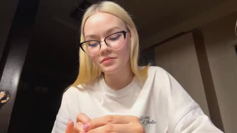 megganskurski stream preview