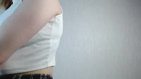 mia_foxie stream preview