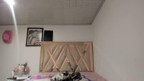 mia_kanee live stream