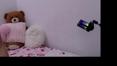 miaelite live stream