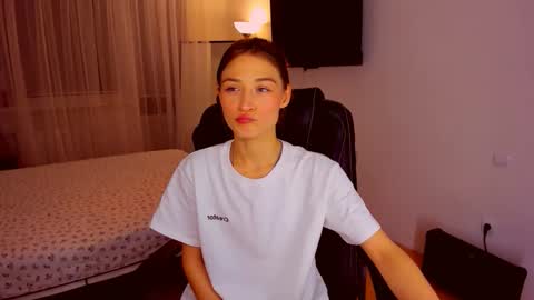 miapaw stream preview