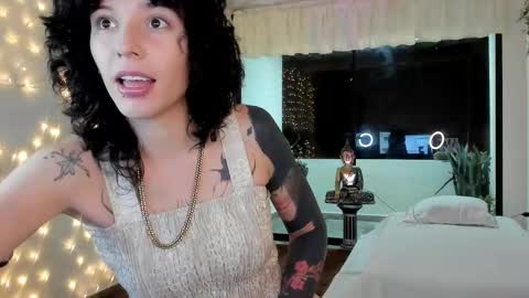 michelleastro stream preview