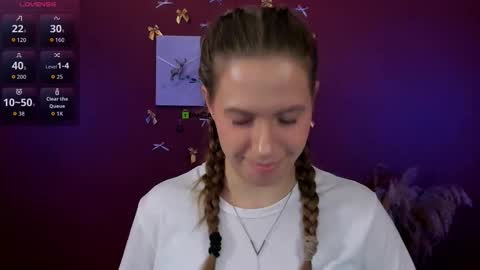 mila_way_ stream preview