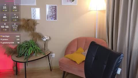 milana__key stream preview