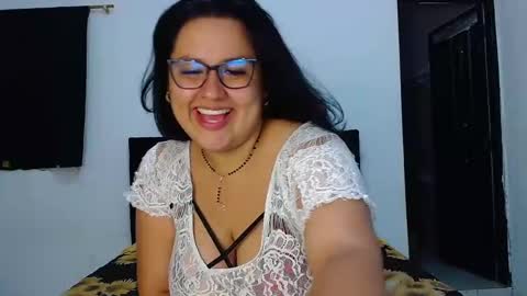 milendy_r stream preview