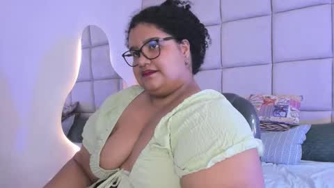 miley_colins0 stream preview