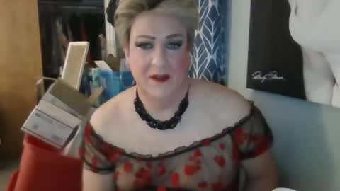 milf_ts_bitch stream preview