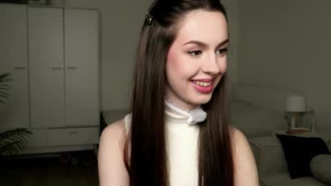 milky_sofa stream preview