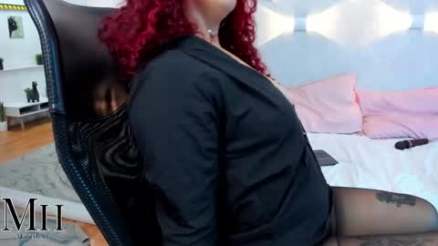 mizzhell_ stream preview