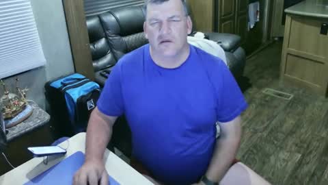mmmthatsfunnn stream preview