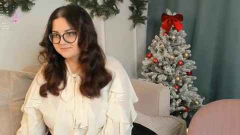 mollycuddle live stream