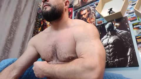 muscular_bear stream preview